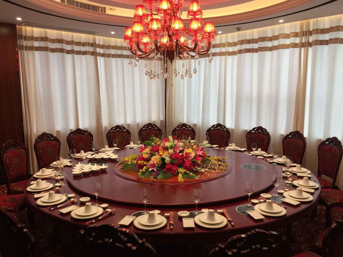 Nantian Grand Hotel Liuzhou Exterior photo