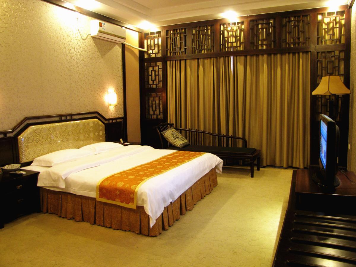 Nantian Grand Hotel Liuzhou Exterior photo