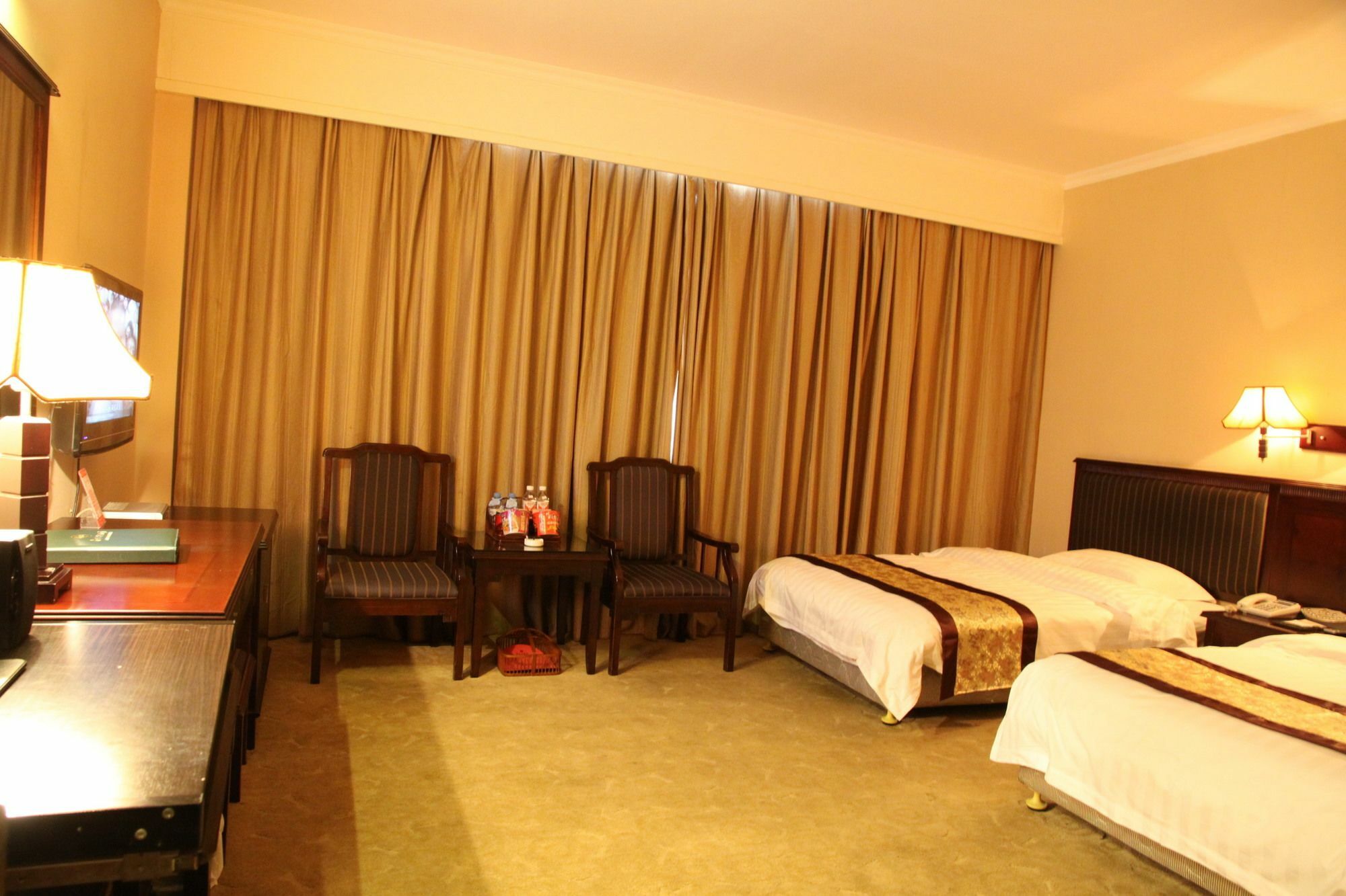 Nantian Grand Hotel Liuzhou Exterior photo